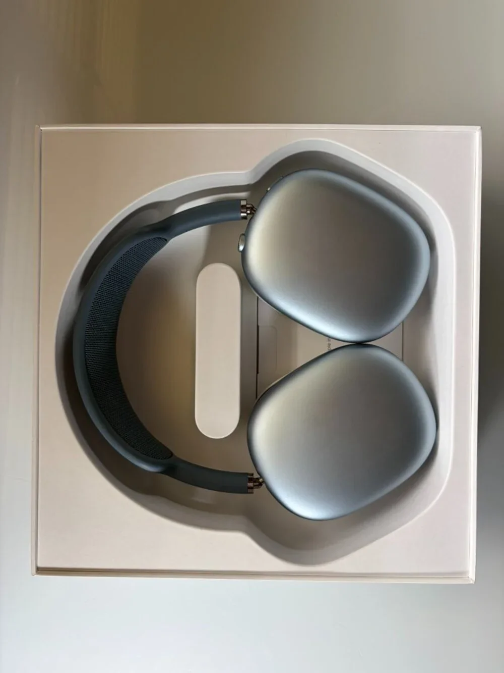 Authentic AirPods Max USB-C Sky Blue - 6 Mos Old w/ Box